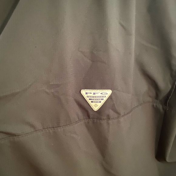 Black Light-weight Button Up Collared Long Sleeve Sports Top - Picture 3 of 11